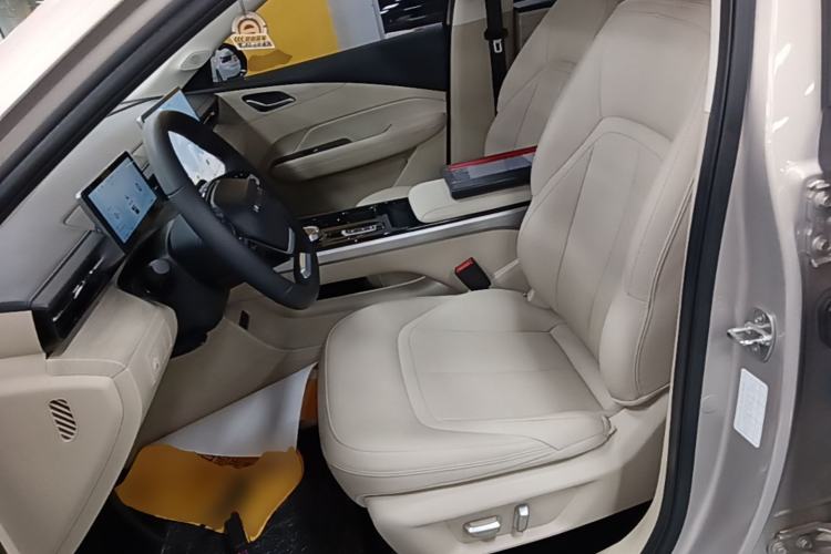 Used Wuling Xingguang 2024 Co-Creation Edition 510 Advanced Model Left Front Seat