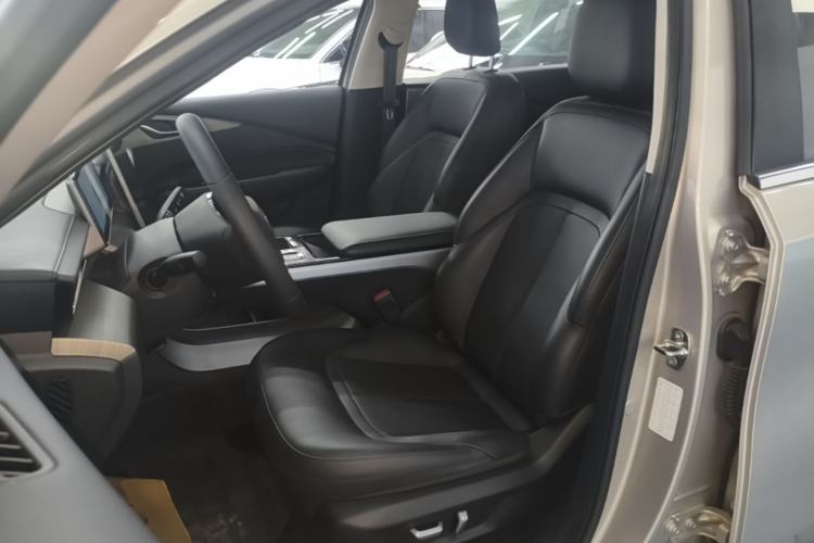Used Wuling Xingguang 2024 Co-Creation Edition 510 Advanced Model Left Front Seat