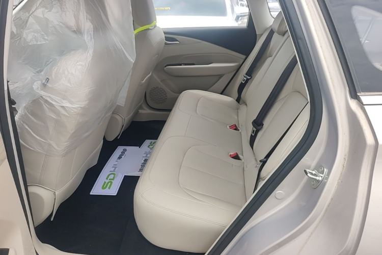 Used Wuling Xingguang 2024 Co-Creation Edition 510 Advanced Model Left Rear Seat