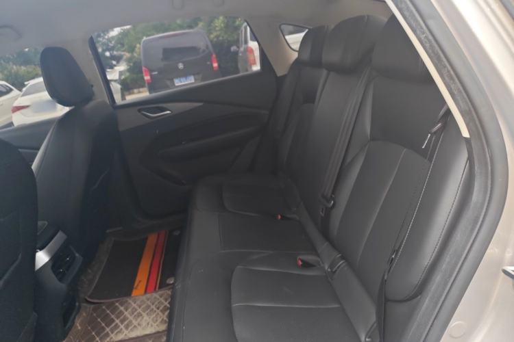 Used Wuling Xingguang 2024 Co-Creation Edition 510 Advanced Model Left Rear Seat