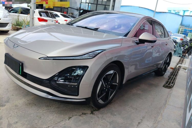 Used Wuling Xingguang 2024 Co-Creation Edition 510 Advanced Model Left Side