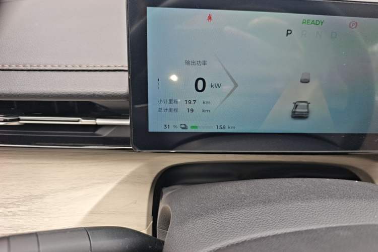 Used Wuling Xingguang 2024 Co-Creation Edition 510 Advanced Model Odometer Close Up