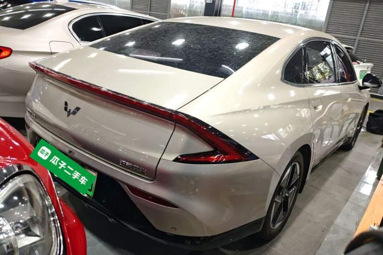 Used Wuling Xingguang 2024 Co-Creation Edition 510 Advanced Model Rear Right 45 Deg