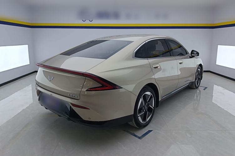 Used Wuling Xingguang 2024 Co-Creation Edition 510 Advanced Model Rear Right 45 Deg