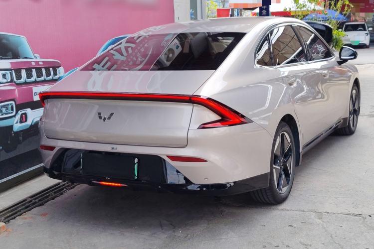 Used Wuling Xingguang 2024 Co-Creation Edition 510 Advanced Model Rear Right 45 Deg