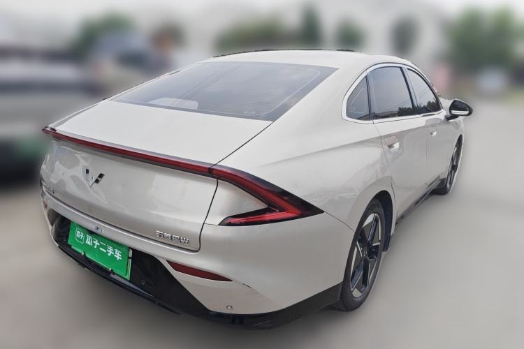 Used Wuling Xingguang 2024 Co-Creation Edition 510 Advanced Model Rear Right 45 Deg