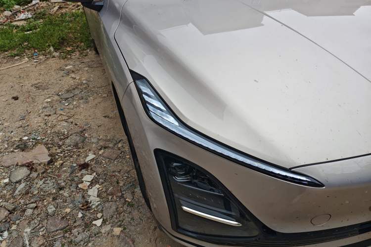 Used Wuling Xingguang 2024 Co-Creation Edition 510 Advanced Model Right Front Headlight