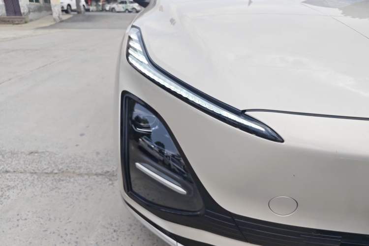 Used Wuling Xingguang 2024 Co-Creation Edition 510 Advanced Model Right Front Headlight