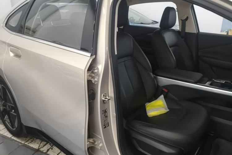 Used Wuling Xingguang 2024 Co-Creation Edition 510 Advanced Model Right Front Seat