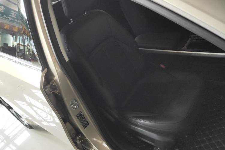 Used Wuling Xingguang 2024 Co-Creation Edition 510 Advanced Model Right Front Seat