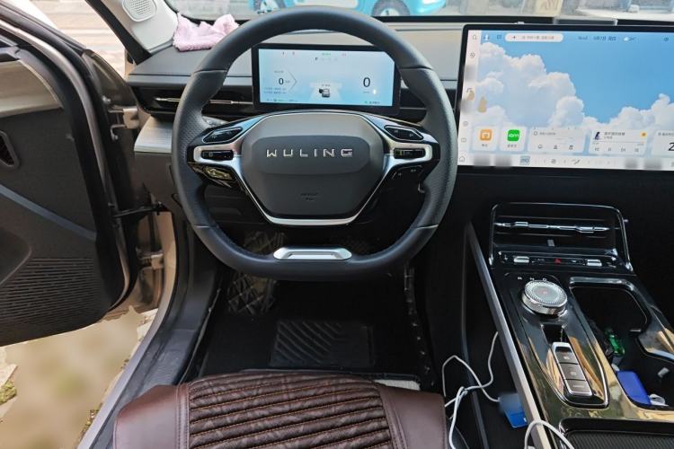 Used Wuling Xingguang 2024 Co-Creation Edition 510 Advanced Model Steering Wheel
