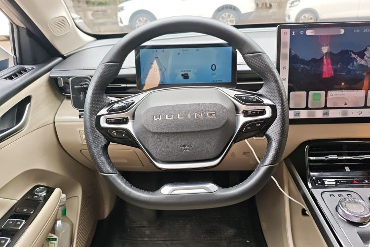 Used Wuling Xingguang 2024 Co-Creation Edition 510 Advanced Model Steering Wheel