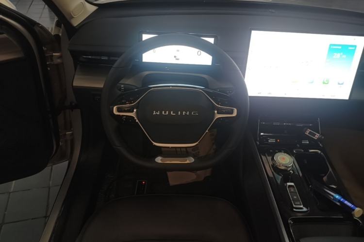 Used Wuling Xingguang 2024 Co-Creation Edition 510 Advanced Model Steering Wheel