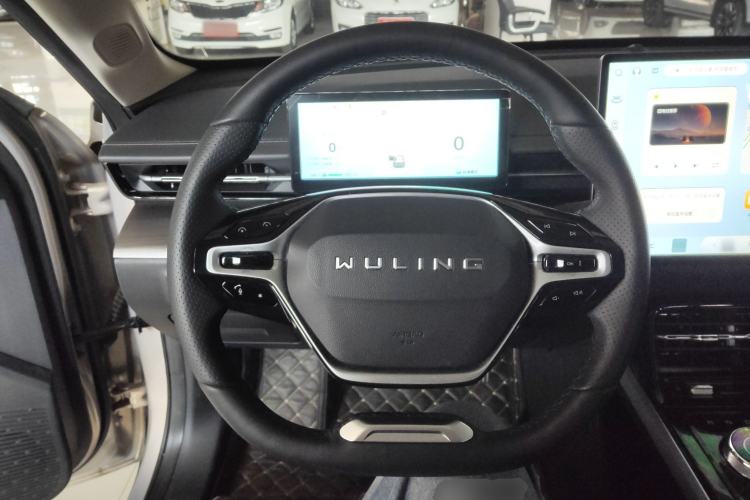 Used Wuling Xingguang 2024 Co-Creation Edition 510 Advanced Model Steering Wheel