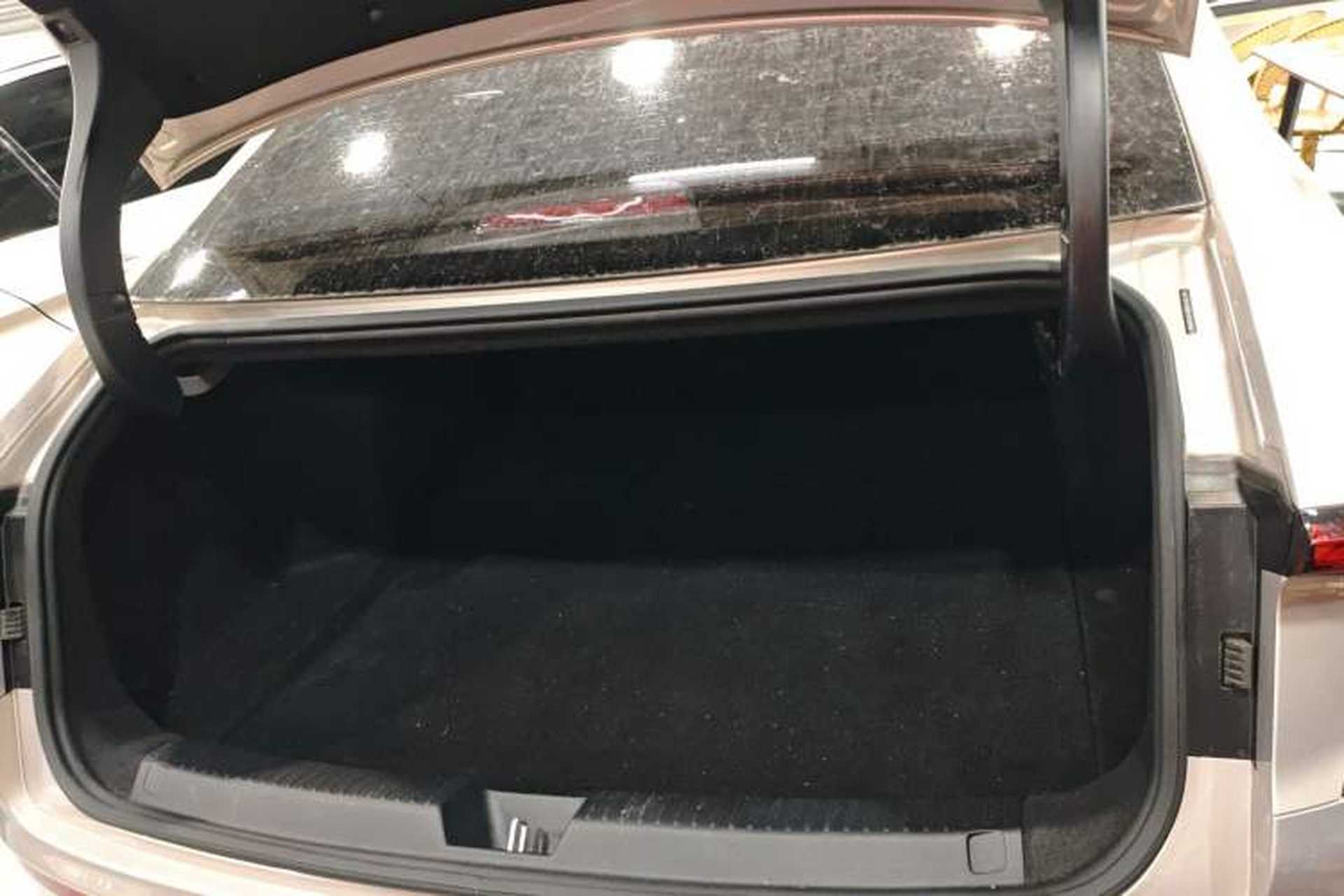 Used Wuling Xingguang 2024 Co-Creation Edition 510 Advanced Model Trunk