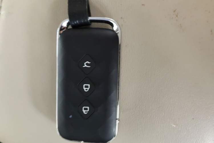 Used Wuling Xingguang 2024 Co-Creation Edition 510 Advanced Model Vehicle Key
