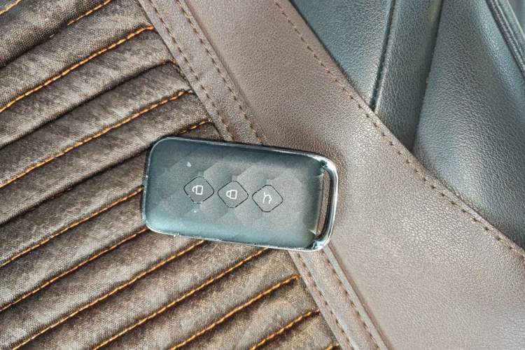 Used Wuling Xingguang 2024 Co-Creation Edition 510 Advanced Model Vehicle Key