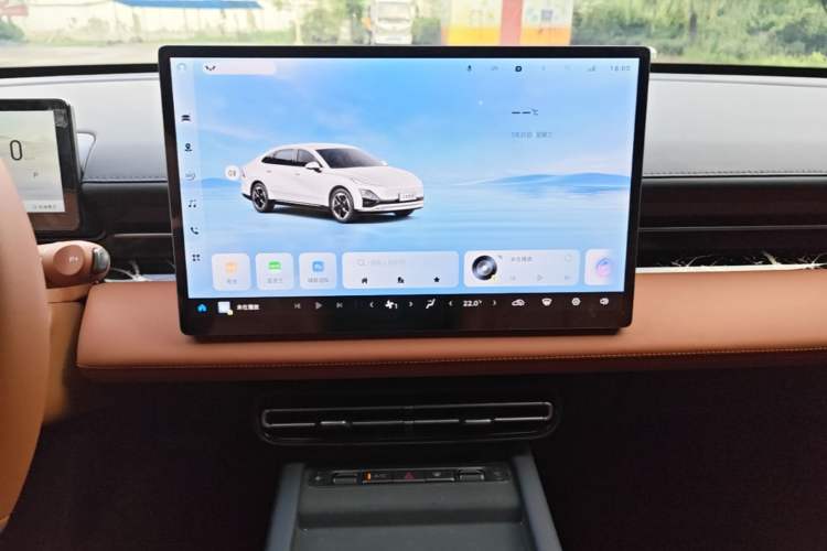 Used Wuling Xingguang 2025 610 km Smart Flagship Version Audio And AC Panel