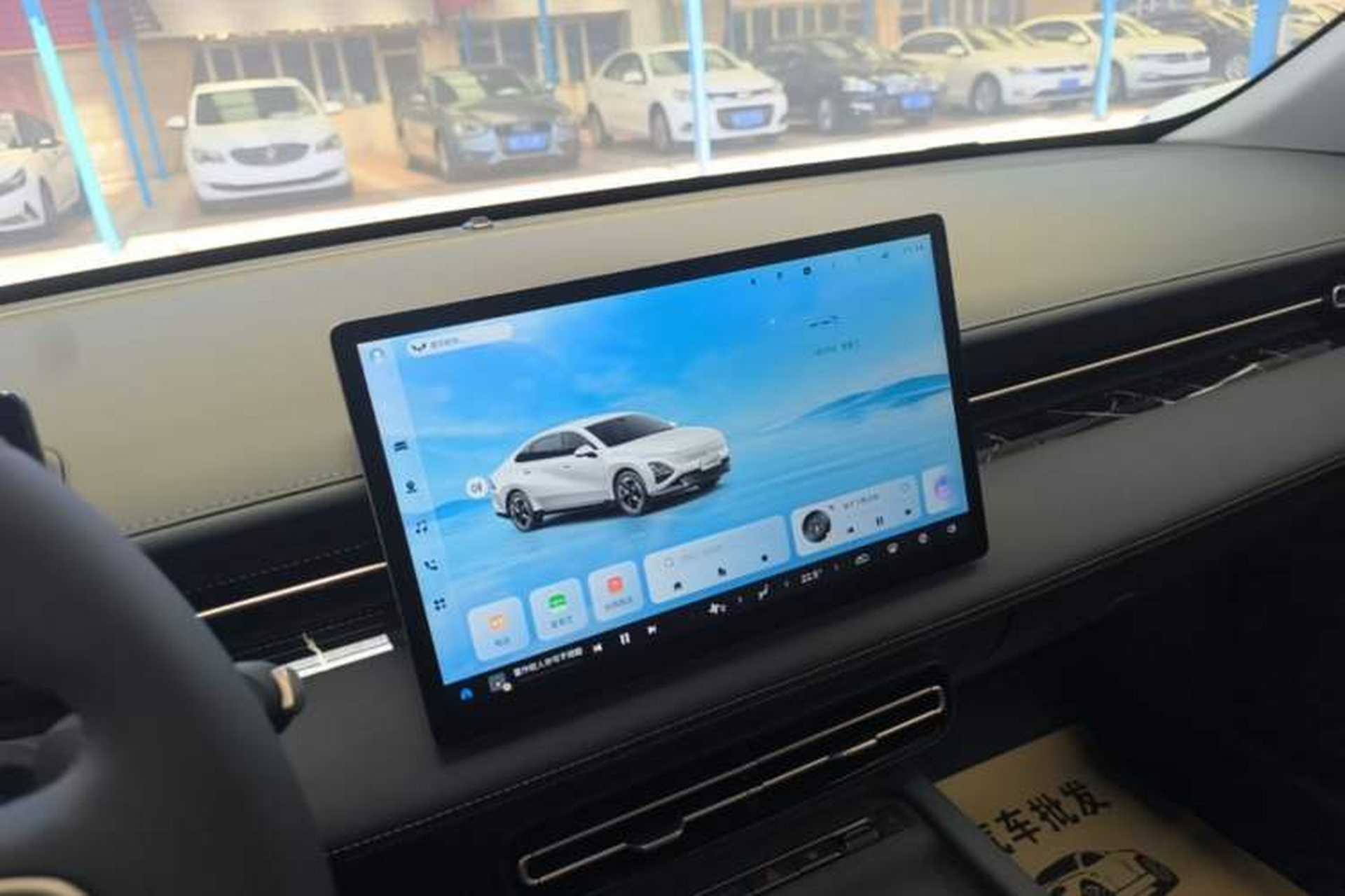 Used Wuling Xingguang 2025 70km Smart Standard Version Audio And AC Panel
