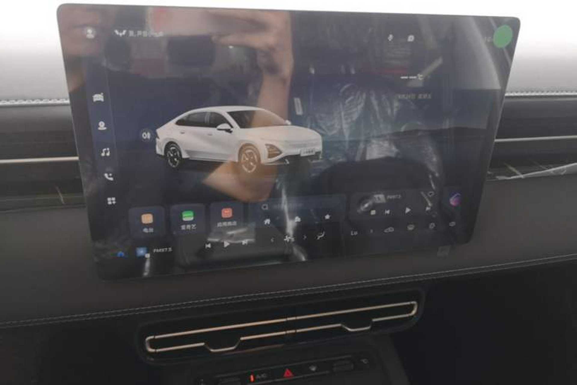 Used Wuling Xingguang 2025 70km Smart Standard Version Audio And AC Panel
