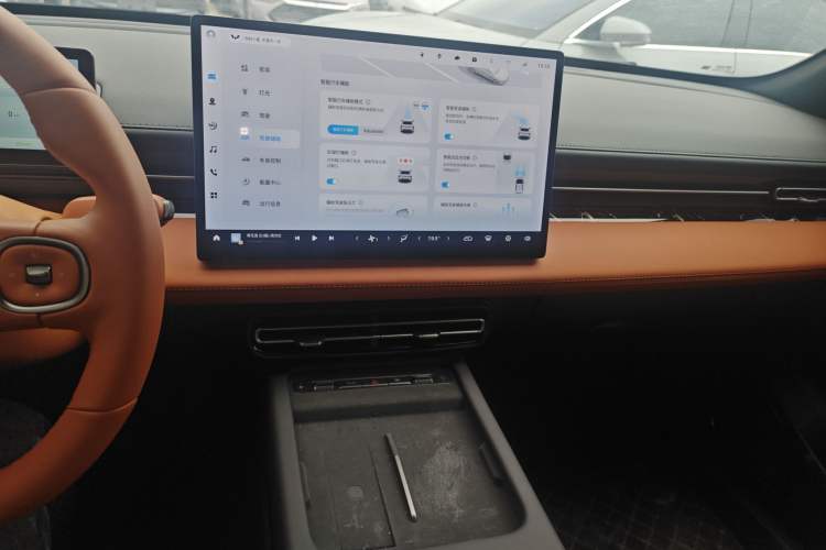 Used Wuling Xingguang 2025 610 km Smart Flagship Version Audio And AC Panel