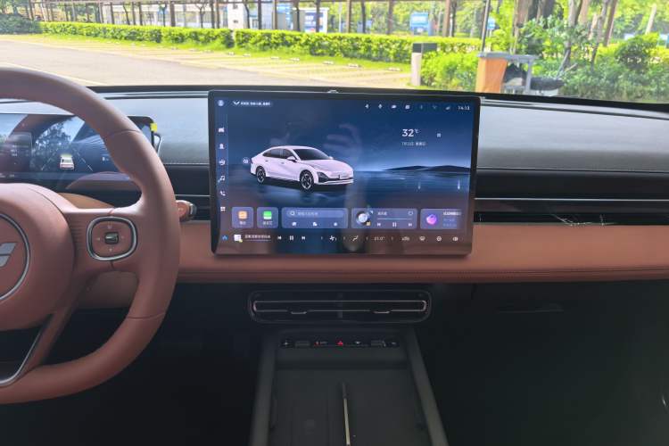 Used Wuling Xingguang 2025 610 km Smart Flagship Version Audio And AC Panel