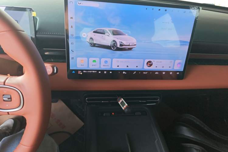 Used Wuling Xingguang 2025 610 km Smart Flagship Version Audio And AC Panel