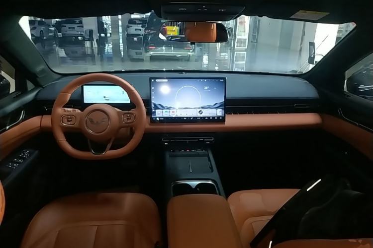Used Wuling Xingguang 2025 150 km Smart Advanced Version Center Console