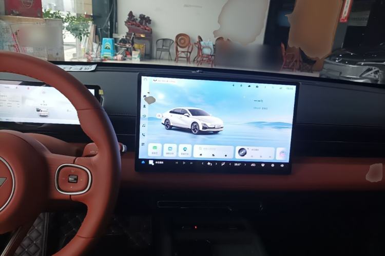 Used Wuling Xingguang 2025 610 km Smart Flagship Version Center Console