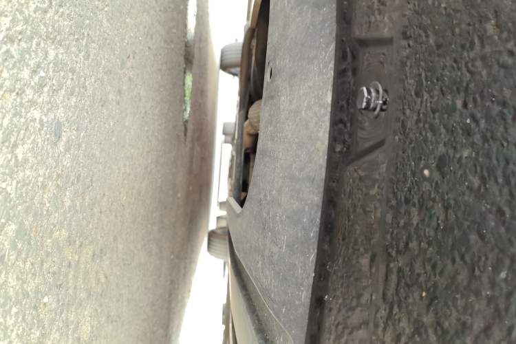 Used Wuling Xingguang 2025 70km Smart Standard Version Chassis Front