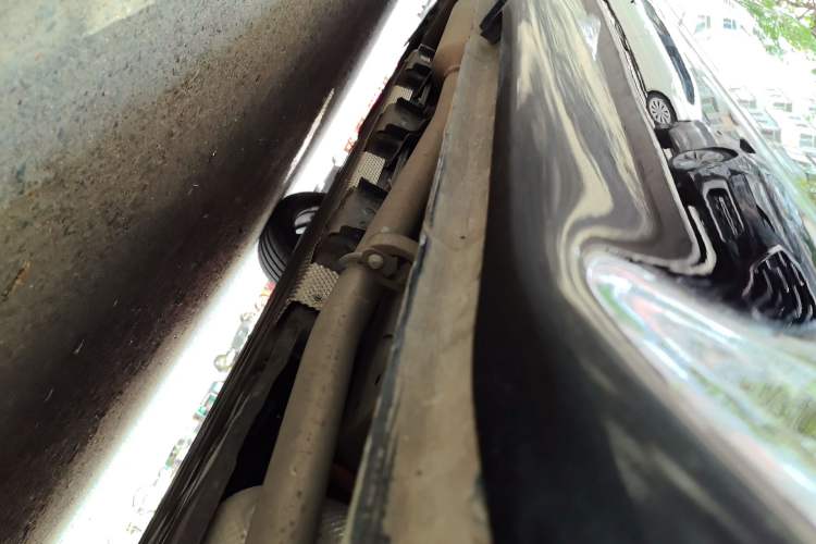 Used Wuling Xingguang 2025 70km Smart Standard Version Chassis Rear Left