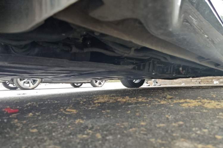 Used Wuling Xingguang 2025 70km Smart Standard Version Chassis Rear Right