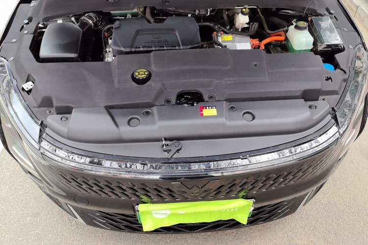 Used Wuling Xingguang 2025 70km Smart Standard Version Engine Bay