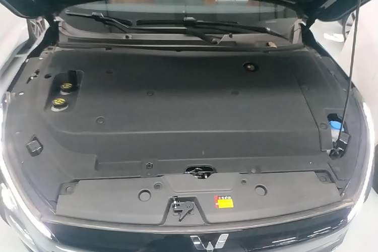 Used Wuling Xingguang 2025 610 km Smart Flagship Version Engine Bay