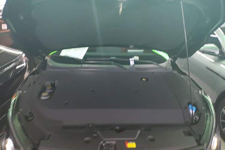 Used Wuling Xingguang 2025 610 km Smart Flagship Version Engine Bay