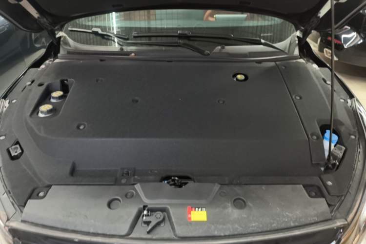 Used Wuling Xingguang 2025 610 km Smart Flagship Version Engine Bay