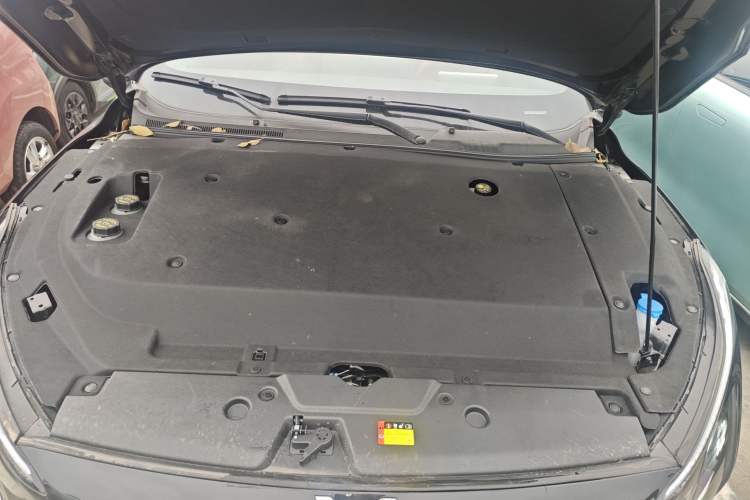 Used Wuling Xingguang 2025 610 km Smart Flagship Version Engine Bay
