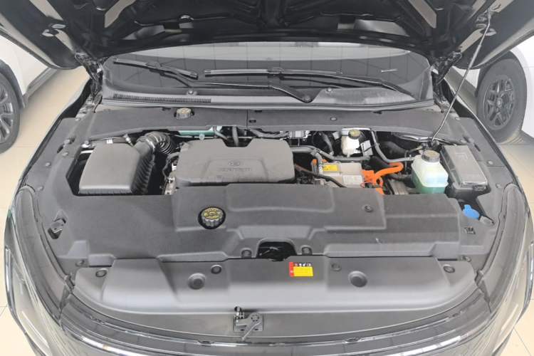Used Wuling Xingguang 2025 70km Smart Standard Version Engine Bay