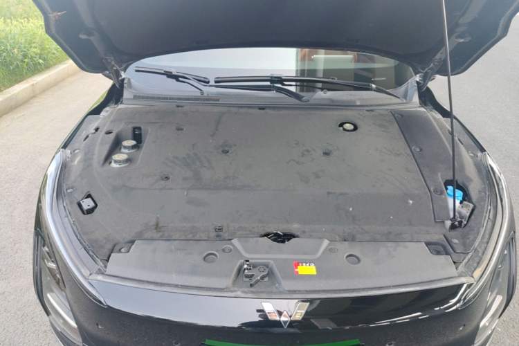 Used Wuling Xingguang 2025 610 km Smart Flagship Version Engine Bay