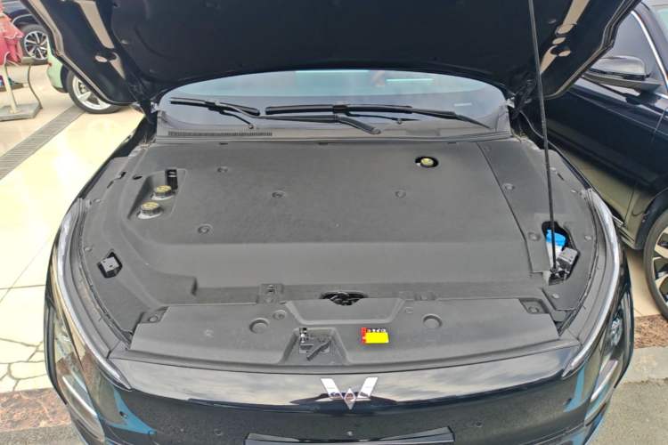 Used Wuling Xingguang 2025 610 km Smart Flagship Version Engine Bay