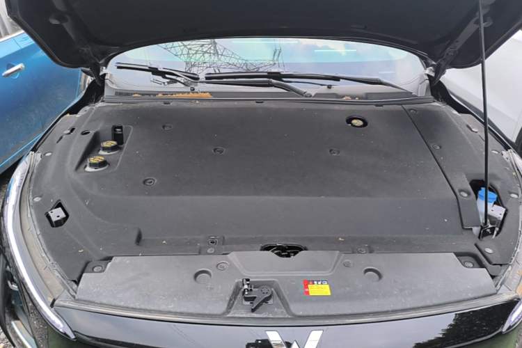 Used Wuling Xingguang 2025 610 km Smart Flagship Version Engine Bay
