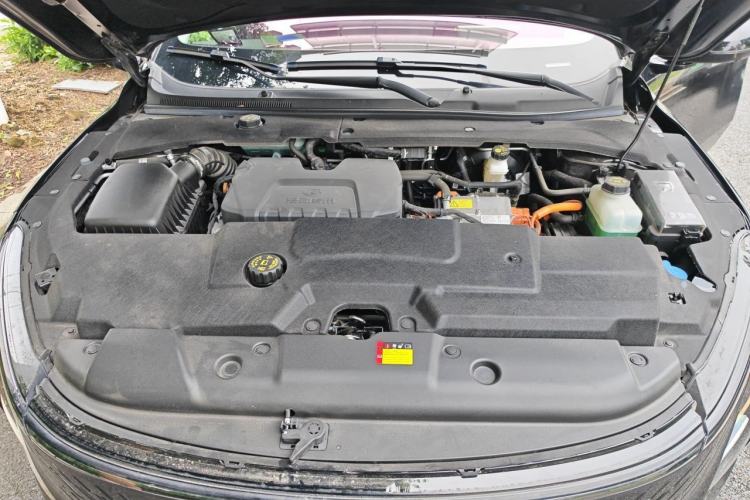 Used Wuling Xingguang 2025 150 km Smart Advanced Version Engine Bay