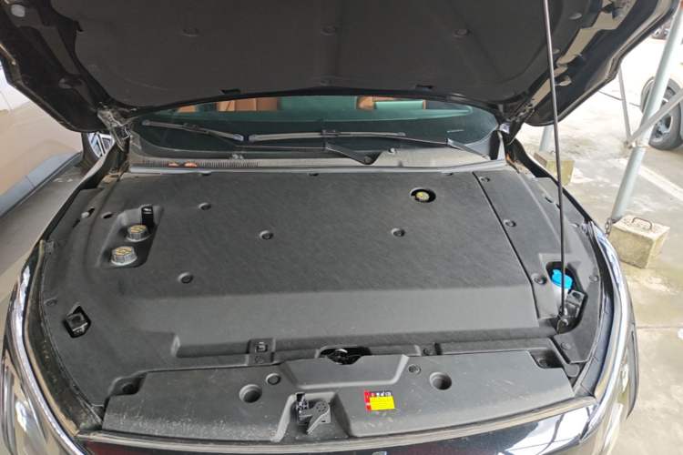 Used Wuling Xingguang 2025 610 km Smart Flagship Version Engine Bay