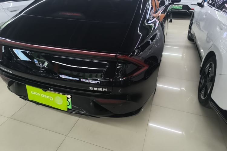 Used Wuling Xingguang 2025 610 km Smart Flagship Version Exterior 3