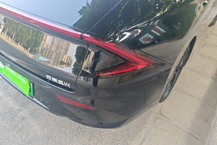 Used Wuling Xingguang 2025 610 km Smart Flagship Version Exterior 3