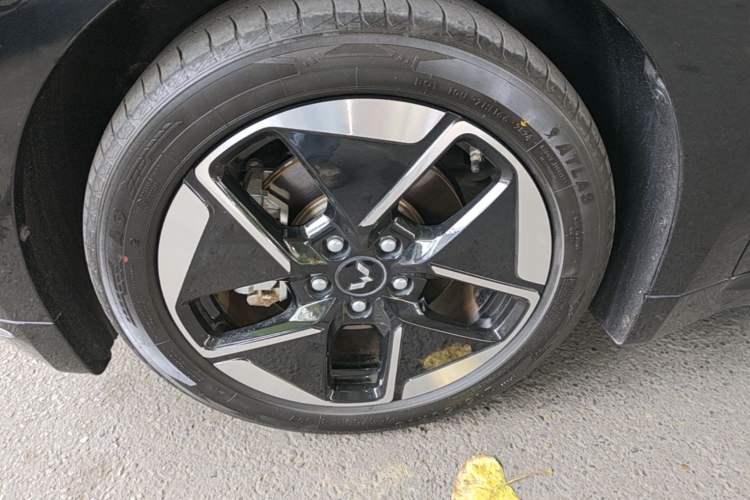 Used Wuling Xingguang 2025 610 km Smart Flagship Version Exterior 4