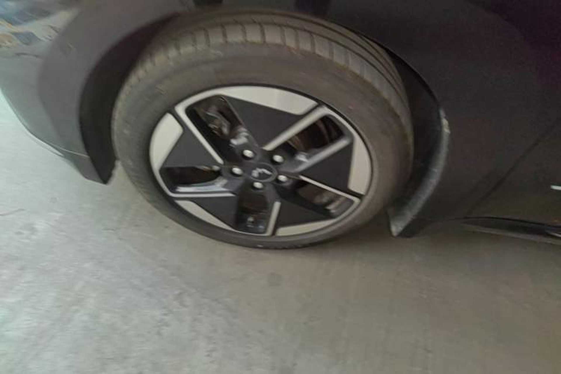Used Wuling Xingguang 2025 610 km Smart Flagship Version Exterior 4