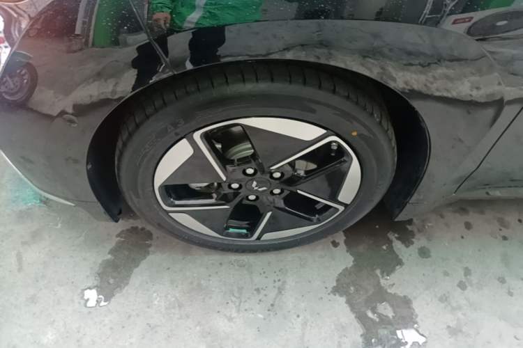Used Wuling Xingguang 2025 610 km Smart Flagship Version Exterior 4