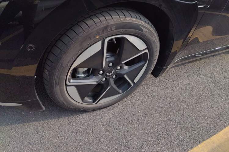 Used Wuling Xingguang 2025 610 km Smart Flagship Version Exterior 4