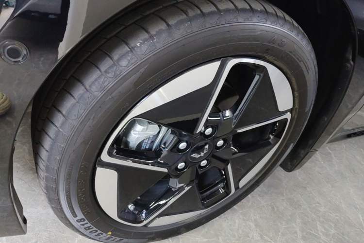 Used Wuling Xingguang 2025 610 km Smart Flagship Version Exterior 4